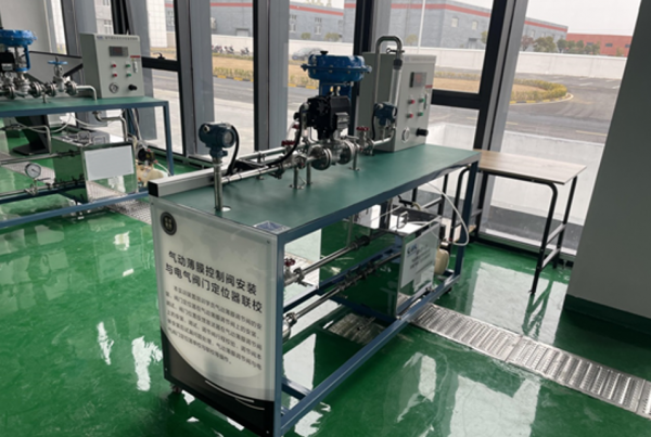 ���(d��ng)�{(di��o)��(ji��)�y���b�{(di��o)У��(sh��)Ӗ(x��n)�O(sh��)��