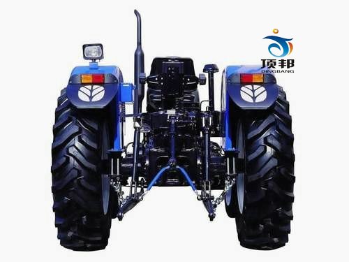 拖拉機(jī)四輪驅(qū)動系統(tǒng)實訓(xùn)臺