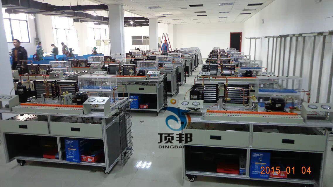 制冷制熱實訓(xùn)室