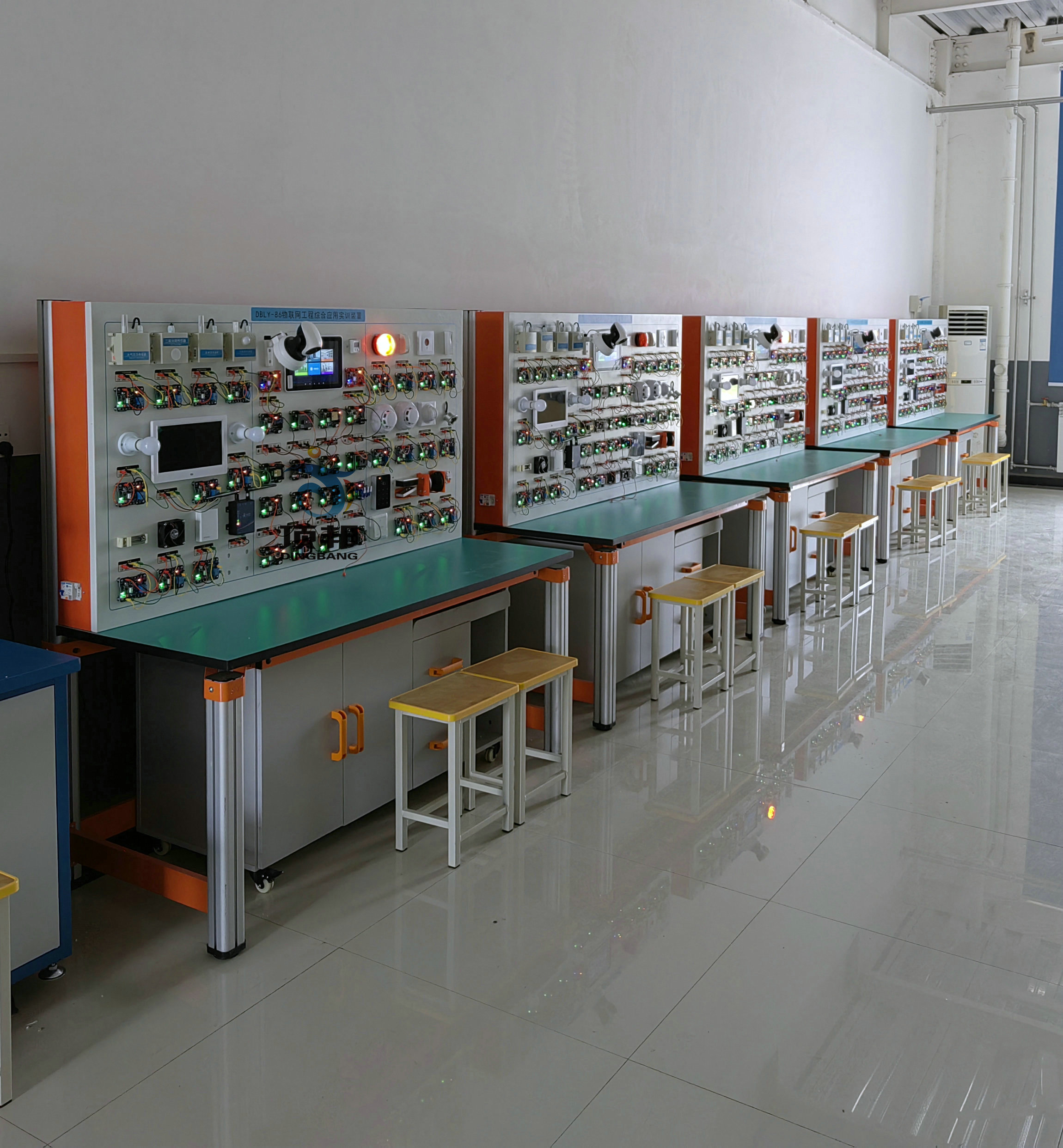 物聯(lián)網(wǎng)工程綜合應用實訓裝置