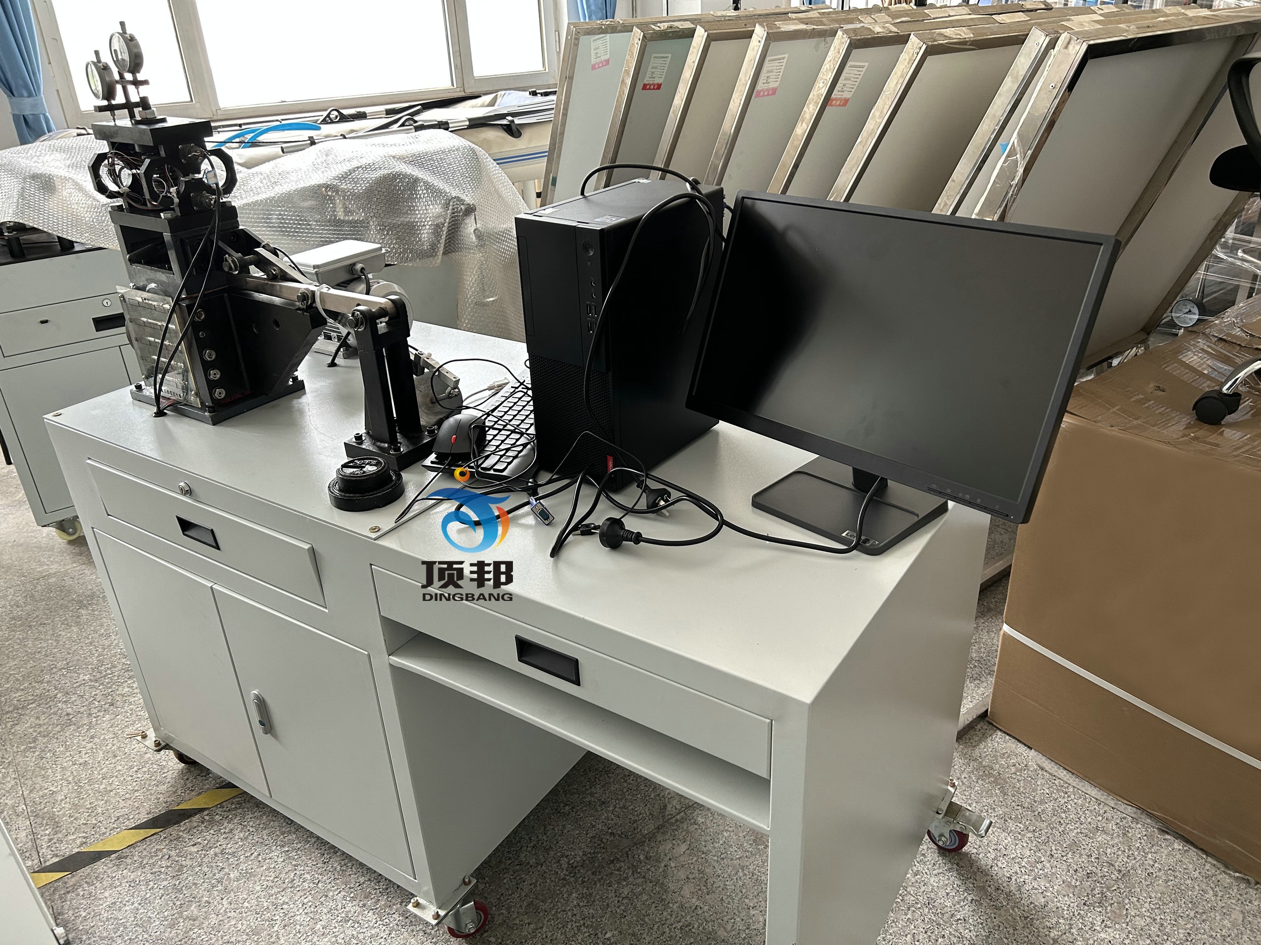 螺栓與螺栓組聯(lián)接綜合實(shí)驗(yàn)臺(tái)