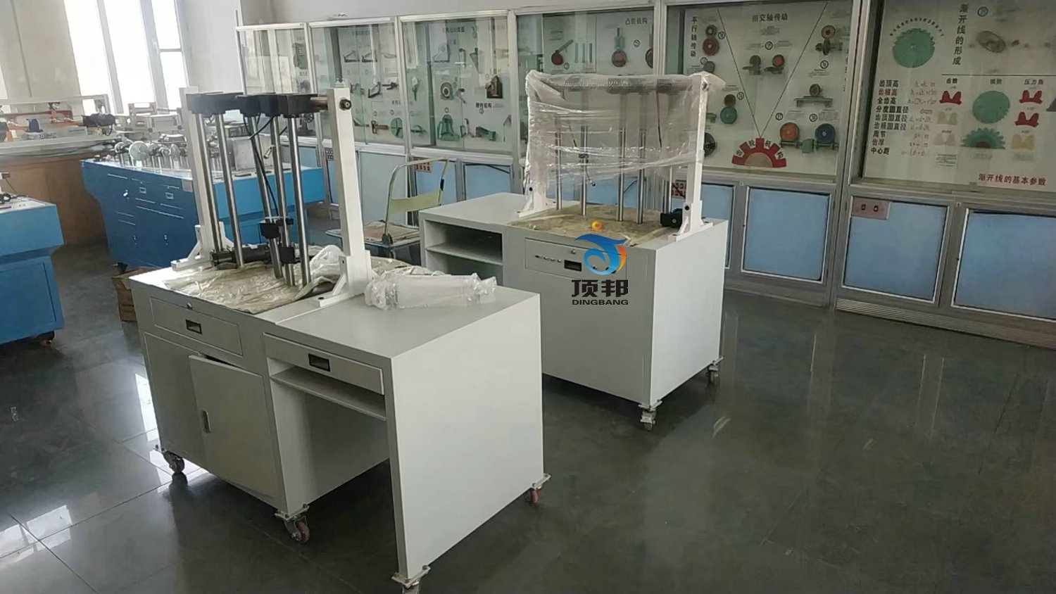 三維機(jī)構(gòu)創(chuàng)新綜合實(shí)驗(yàn)臺(tái)