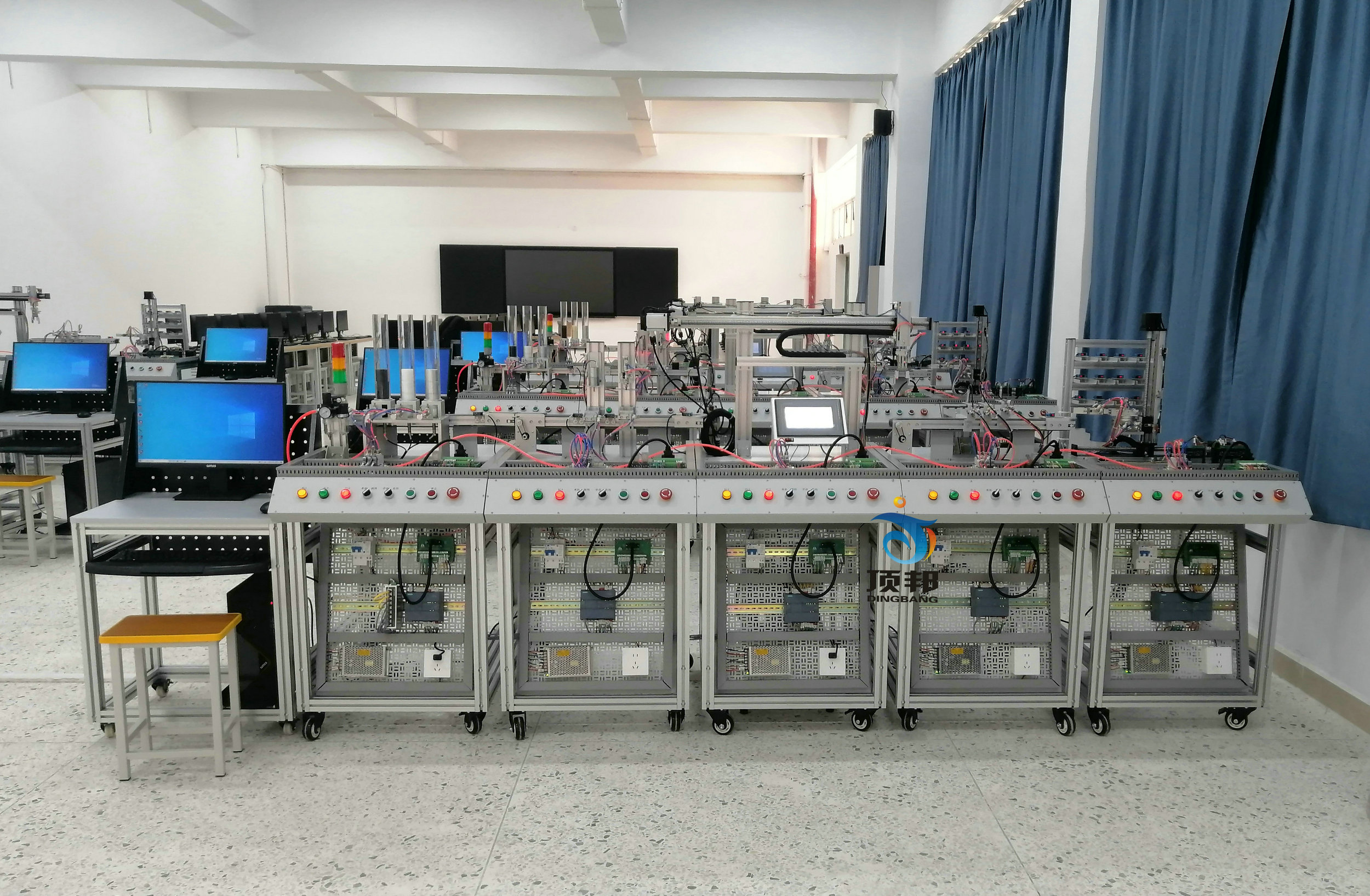 創(chuàng)新模塊化自動(dòng)生產(chǎn)線實(shí)訓(xùn)系統(tǒng)