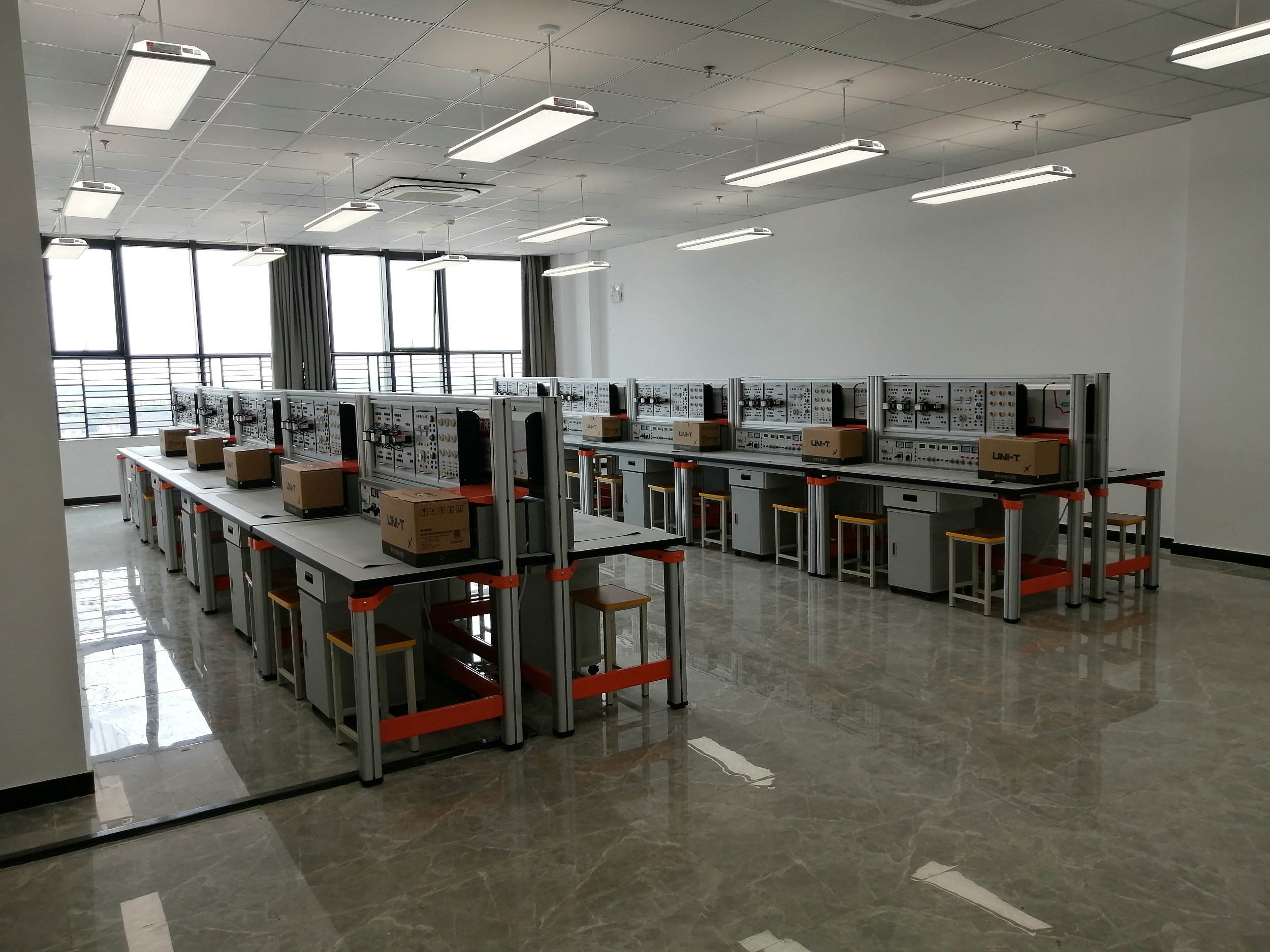 通用電工電子電拖(帶直流電機)實驗臺