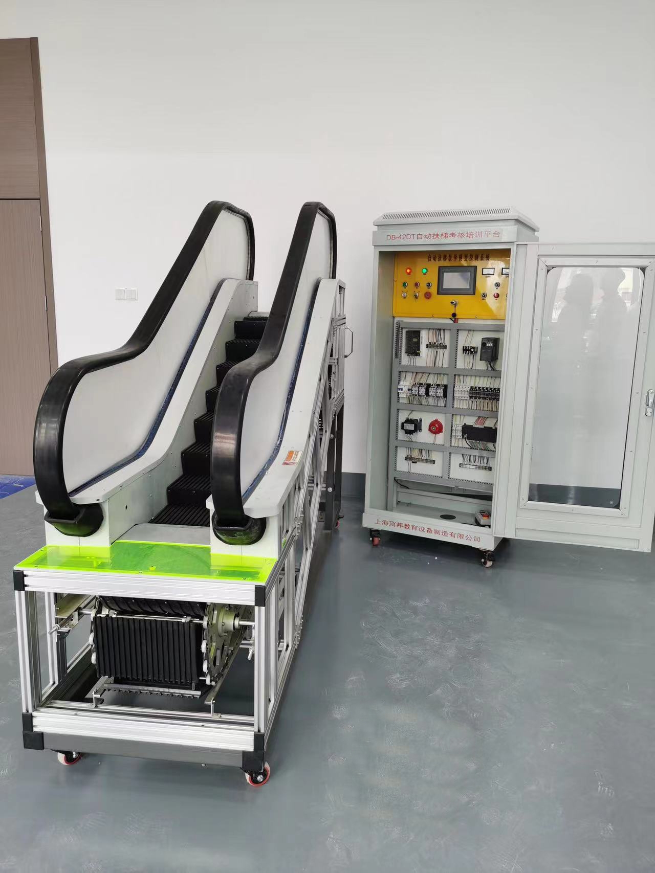 �Ԅӷ��ݿ�����Ӗƽ�_