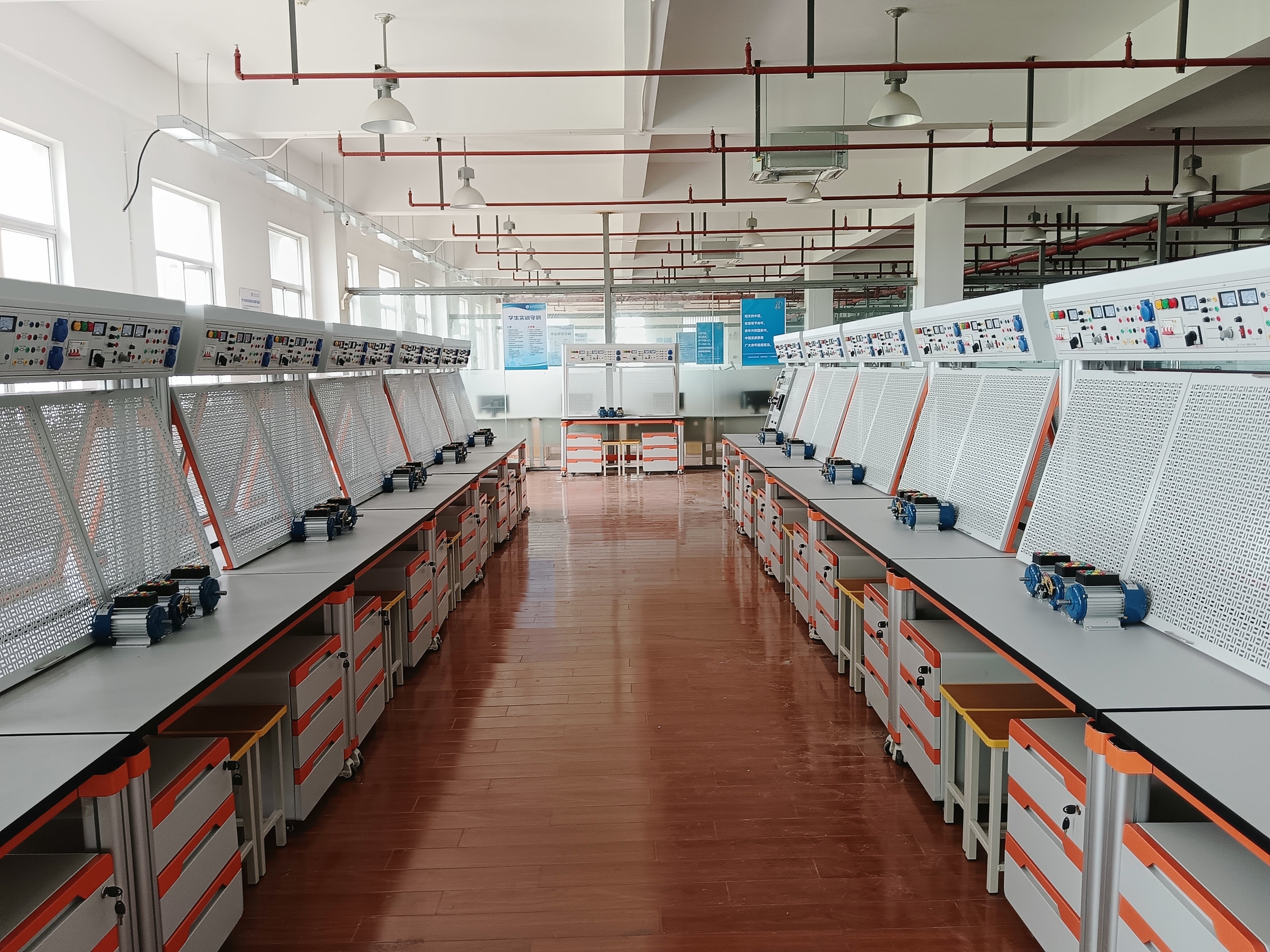 電氣控制實(shí)訓(xùn)平臺