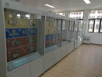 機械原理與機械零件陳列柜