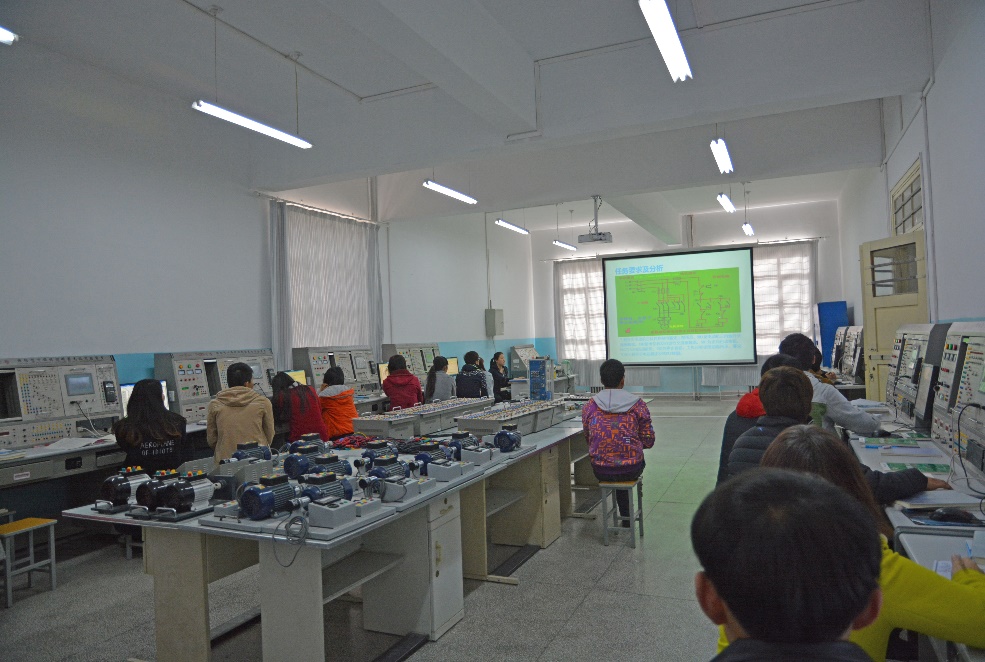 工業(yè)綜合控制實訓室