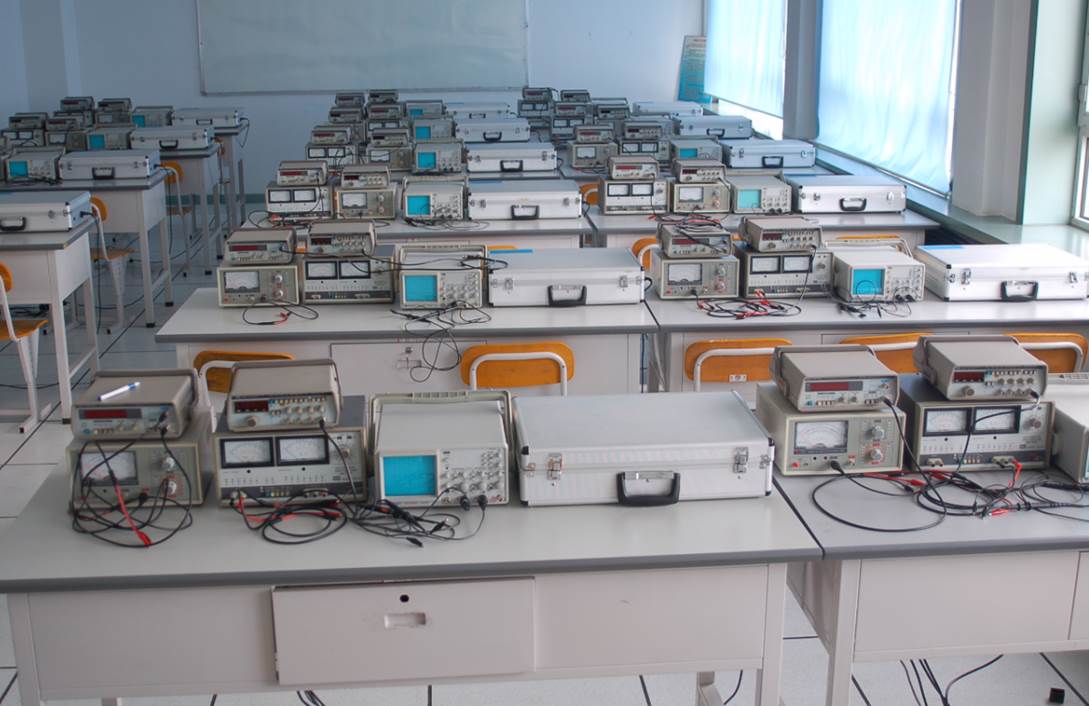 通訊原理實(shí)驗(yàn)室