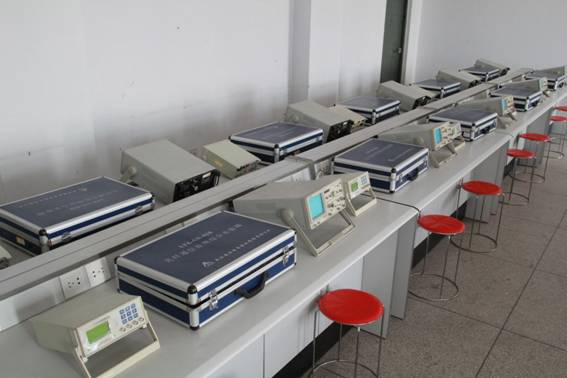 程控交換綜合實(shí)驗(yàn)箱