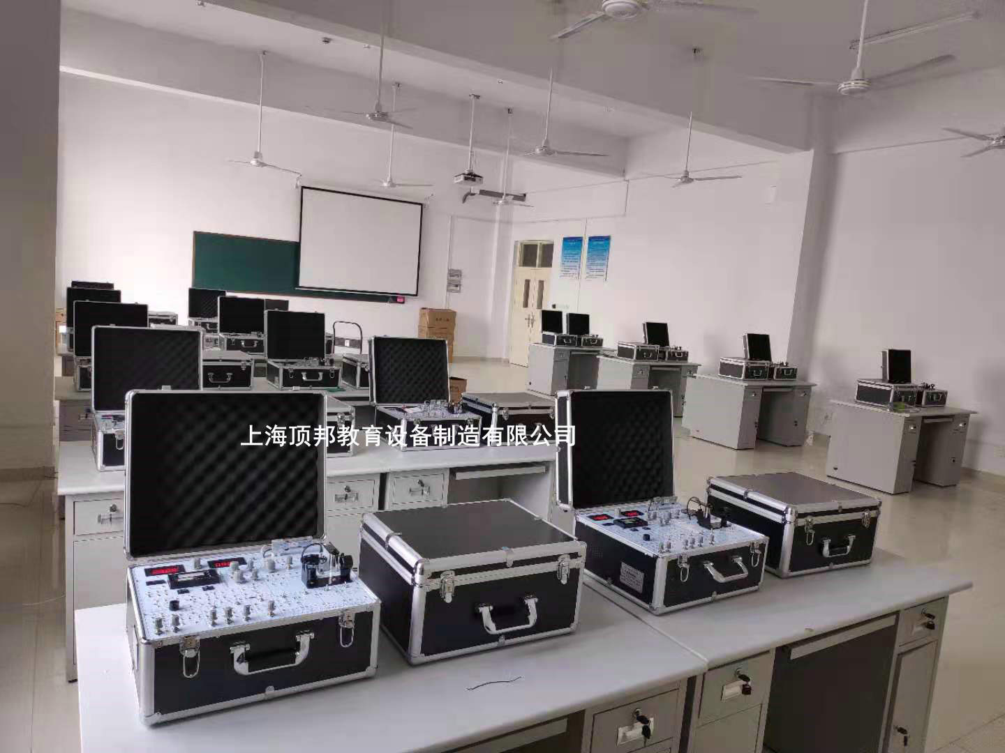 傳感器系統(tǒng)實(shí)驗(yàn)箱