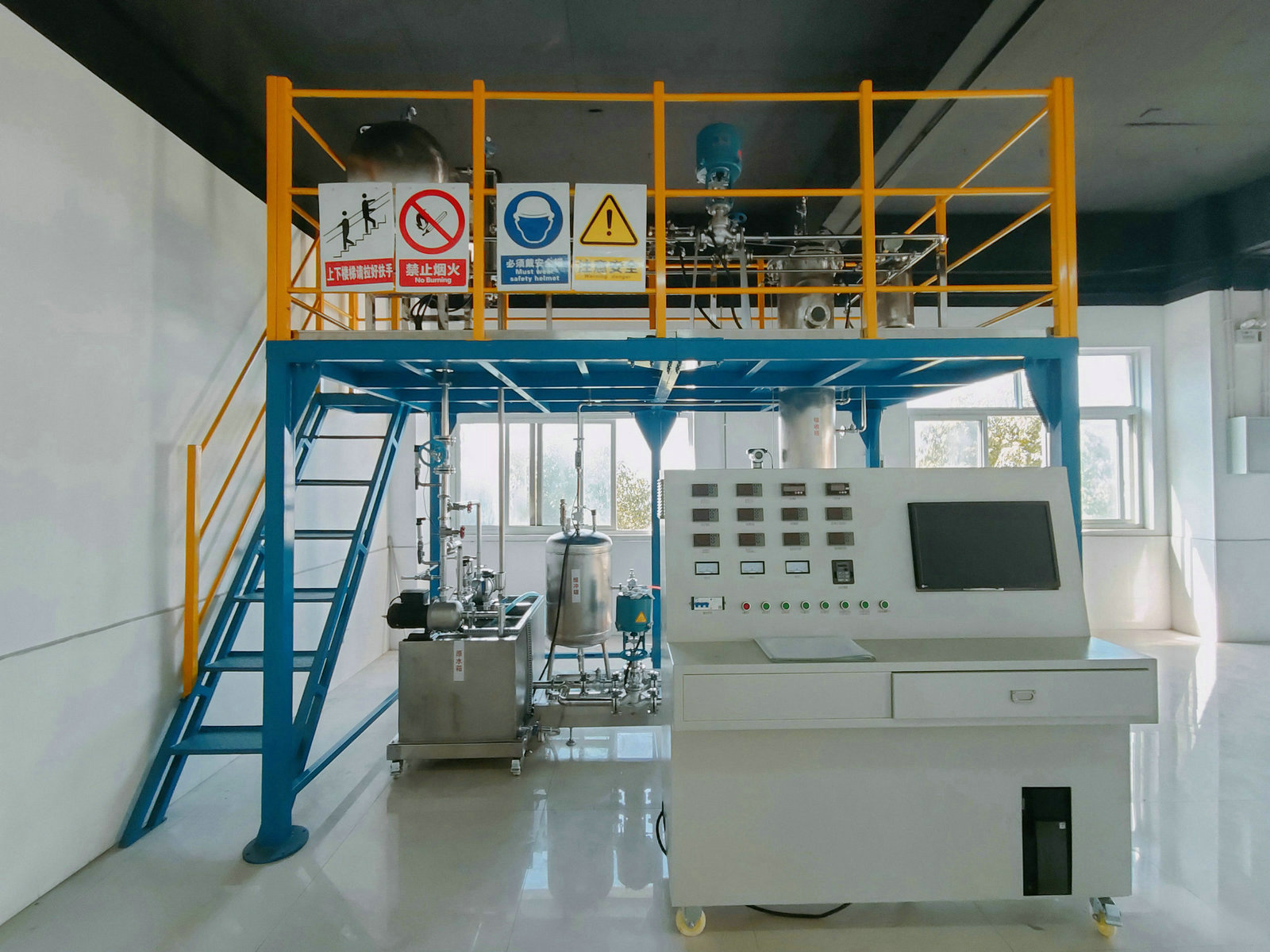 計算機過程控制流體輸送操作實訓(xùn)裝置