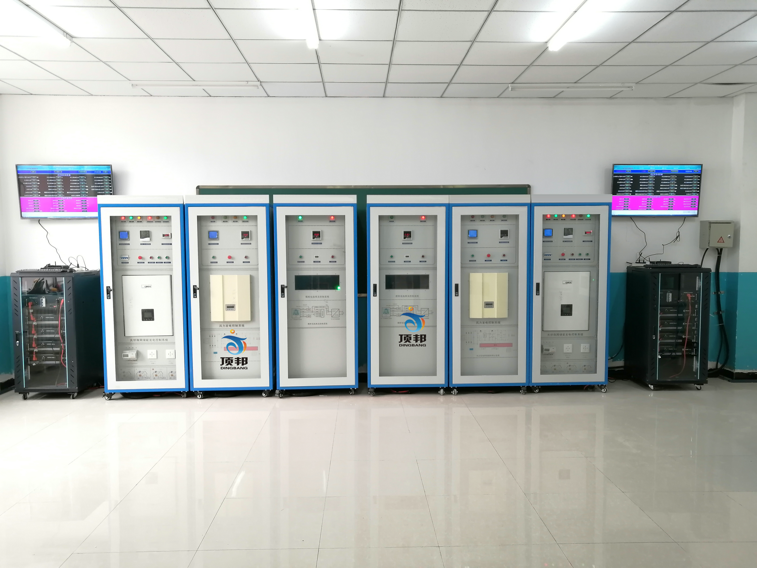 室內(nèi)外風(fēng)光互補(bǔ)發(fā)電實訓(xùn)系統(tǒng)