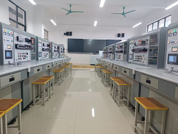 機床電氣故障考核實訓(xùn)裝置